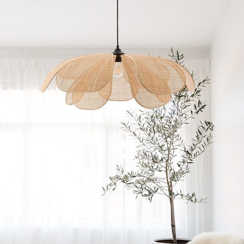 Rattan Petal Rustic Lamp Shade Pendant Light - Cueteks