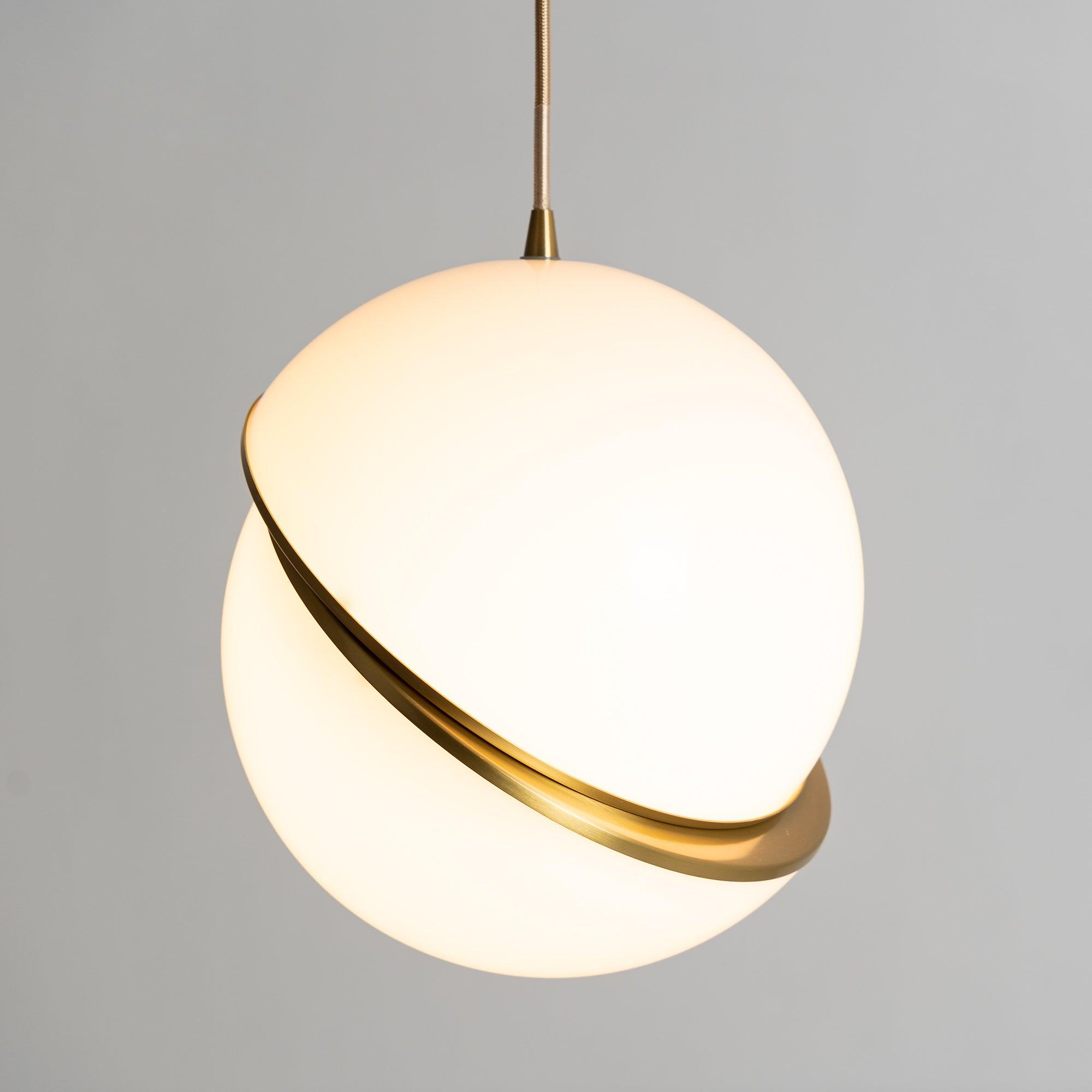 Crescent Pendant Lamp - Cueteks