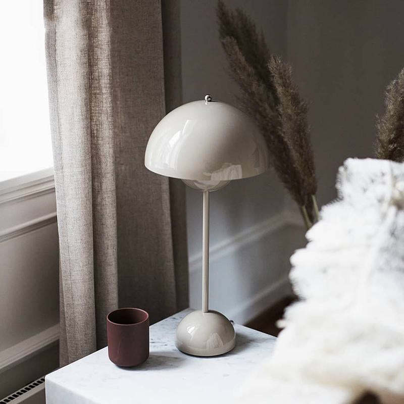 Morandi Mushroom Table Lamp, Rechargeable, Multi Colors, Metal - Cueteks