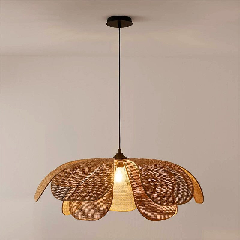 Rattan Petal Rustic Lamp Shade Pendant Light - Cueteks