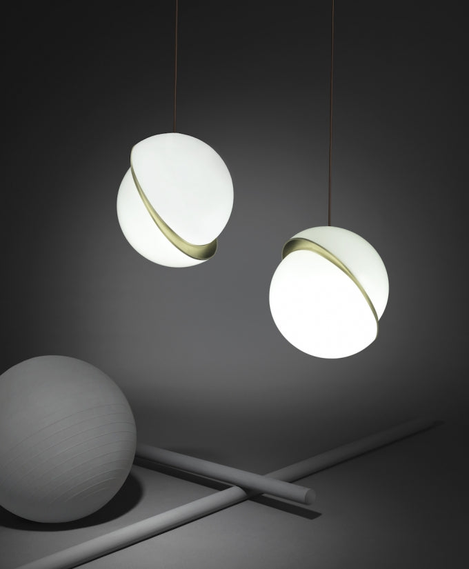 Crescent Pendant Lamp - Cueteks