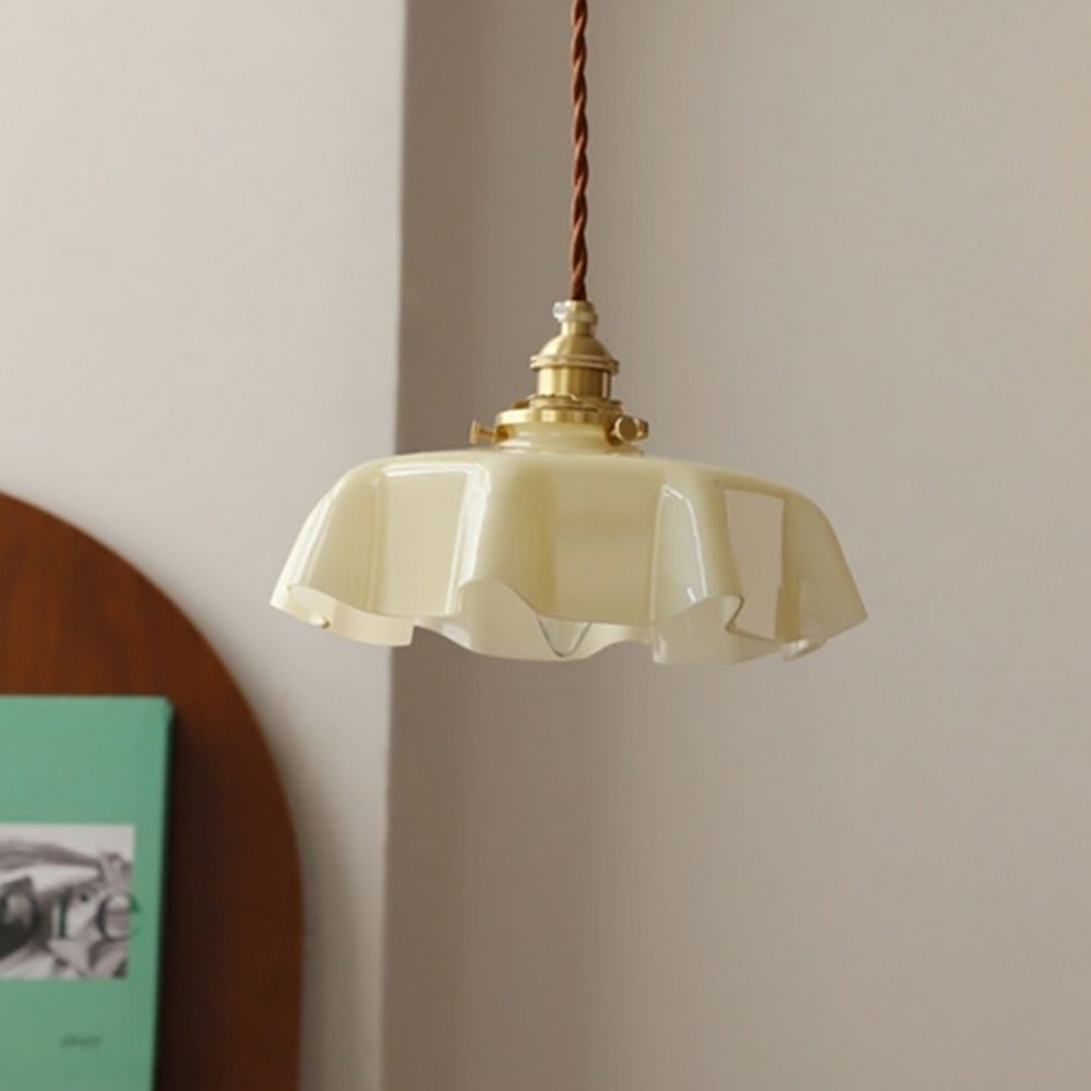 Modern Romantic Small Glass Ribbon Edge Pendant Light For Living Room - Cueteks