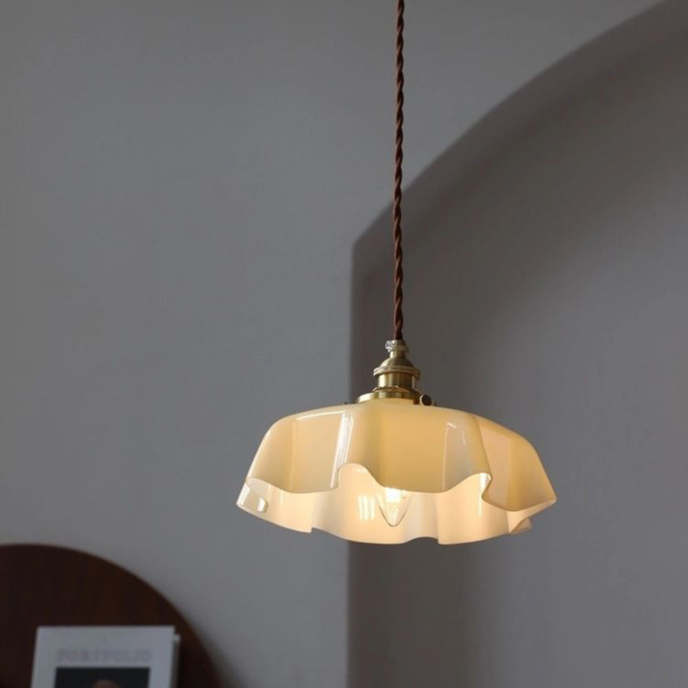 Modern Romantic Small Glass Ribbon Edge Pendant Light For Living Room - Cueteks