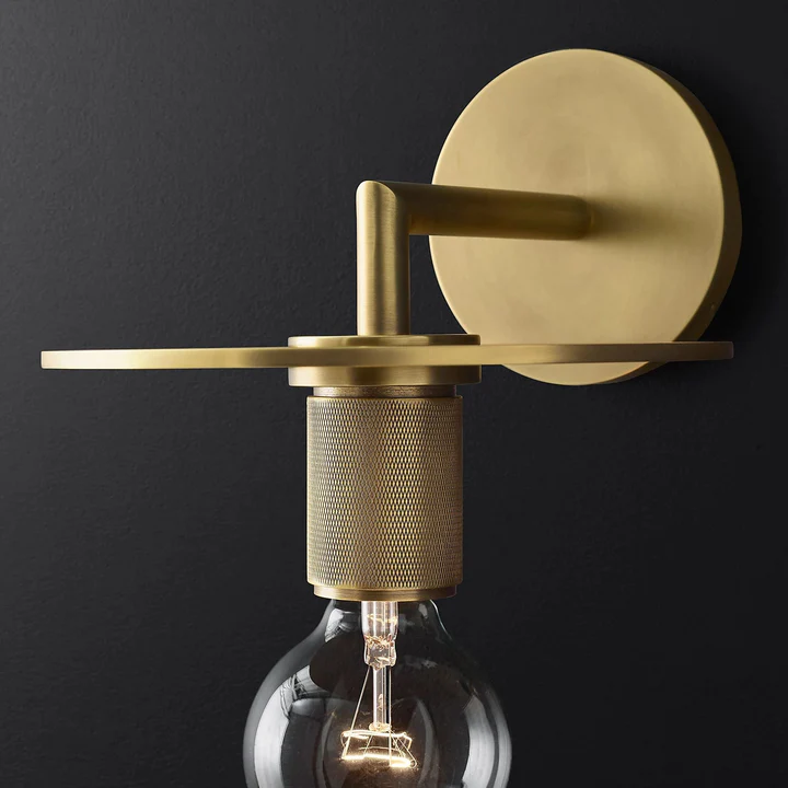 Armed Retro Brass Wall Sconce - Cueteks