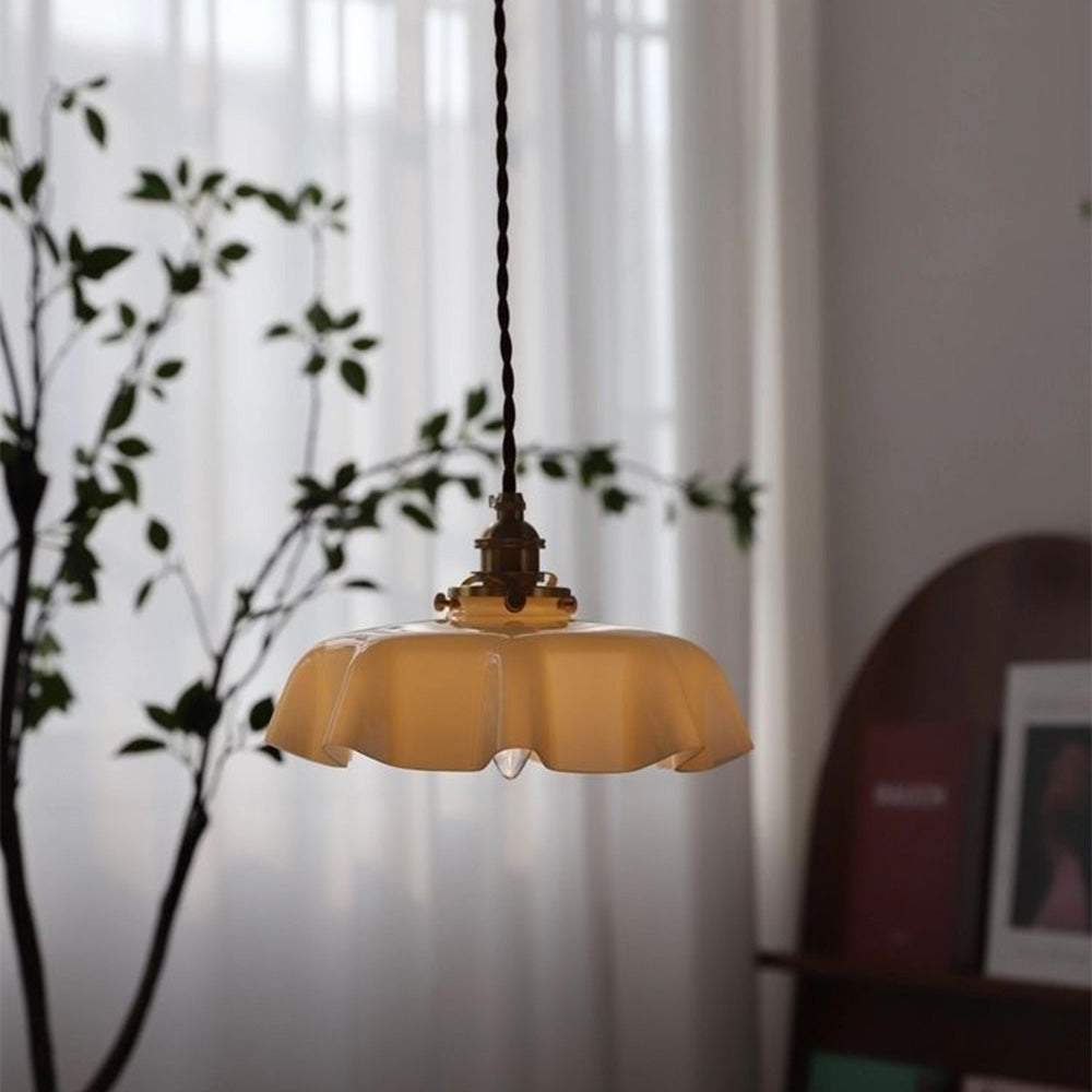 Modern Romantic Small Glass Ribbon Edge Pendant Light For Living Room - Cueteks