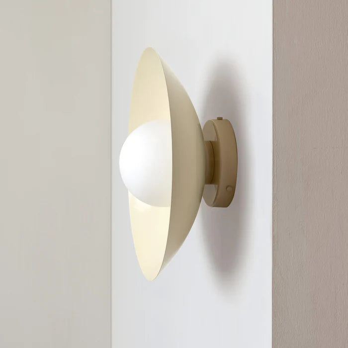 Simple Round Metal Flush Mount Ceiling Light For Kitchen - Cueteks