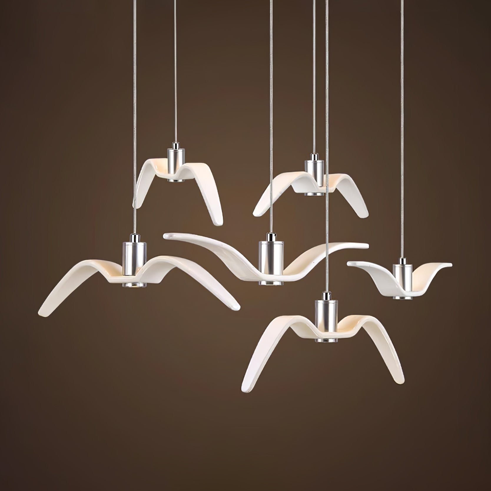 Elegante Seagull Resin Pendelleuchte: Minimalismus trifft modernes Design – Licht in drei Flugphasen! - Cueteks