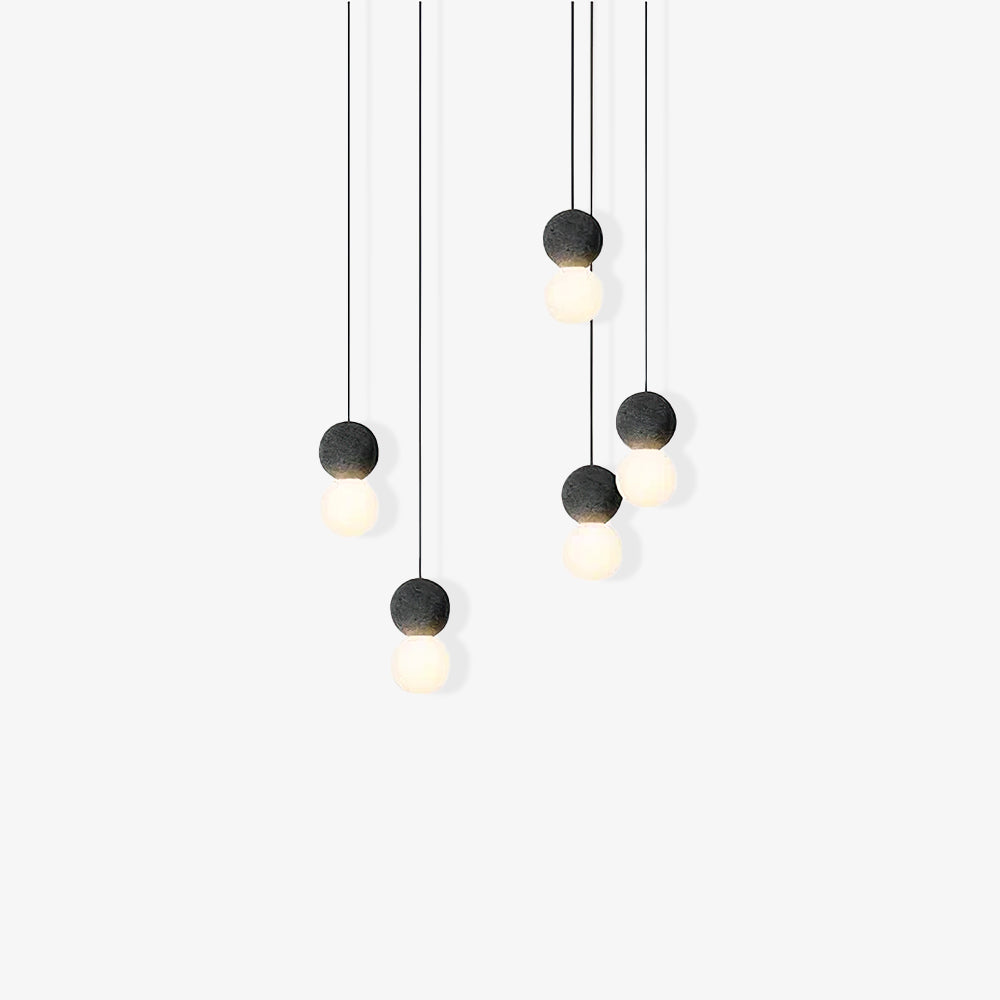 Origo Pendelleuchte: Zeitlose Eleganz aus Vulkanstein und opalem Glas für ein harmonisches Lichtspiel! - Cueteks