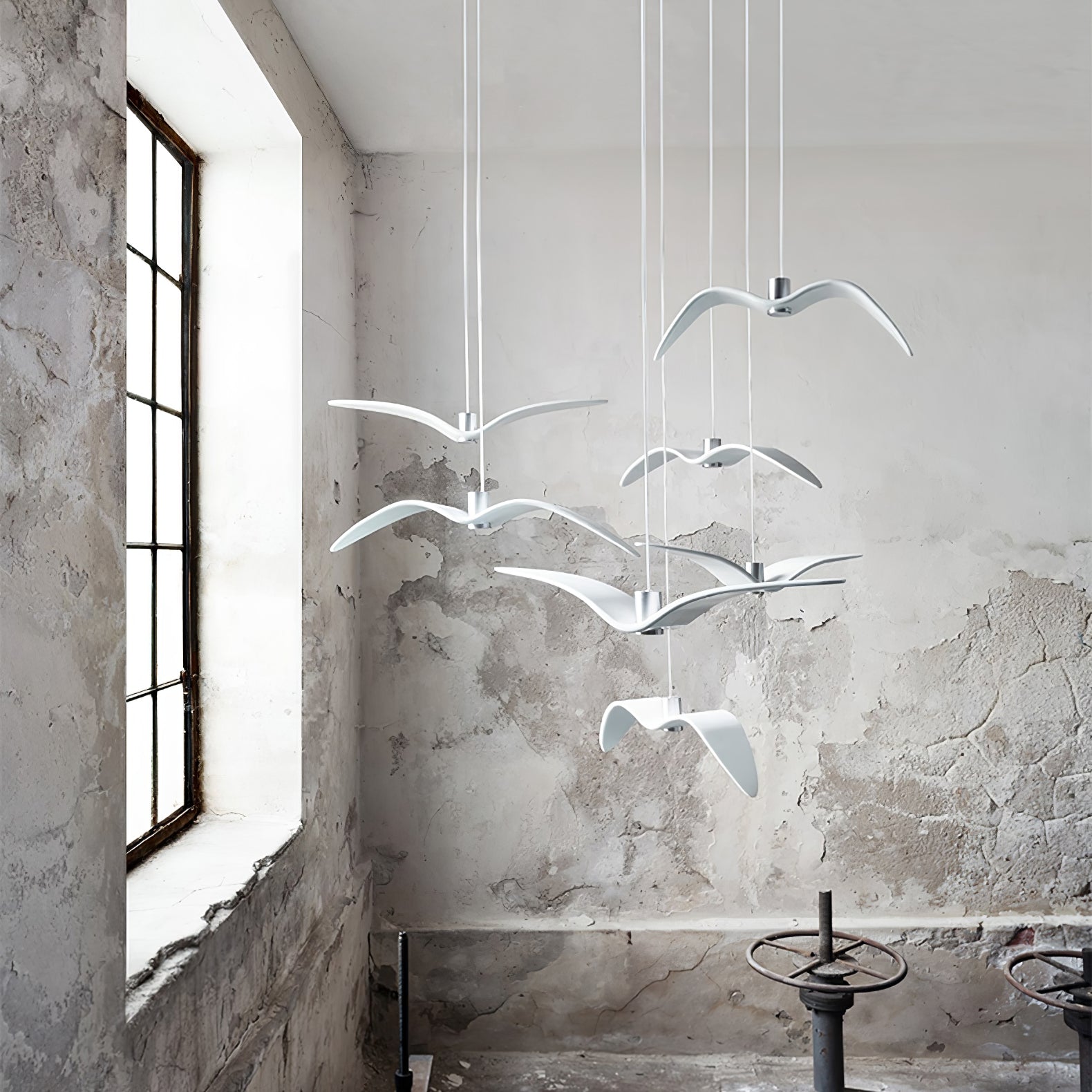 Elegante Seagull Resin Pendelleuchte: Minimalismus trifft modernes Design – Licht in drei Flugphasen! - Cueteks