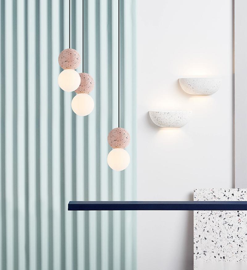 Origo Pendelleuchte: Zeitlose Eleganz aus Vulkanstein und opalem Glas für ein harmonisches Lichtspiel! - Cueteks