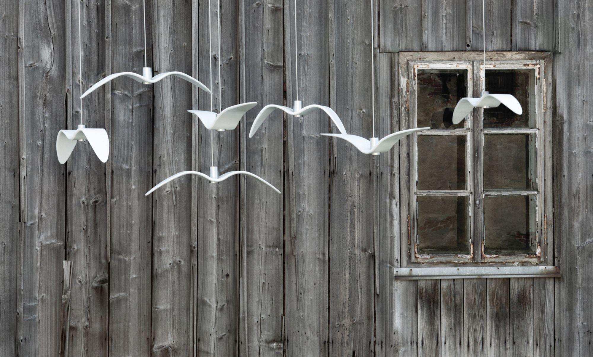 Elegante Seagull Resin Pendelleuchte: Minimalismus trifft modernes Design – Licht in drei Flugphasen! - Cueteks