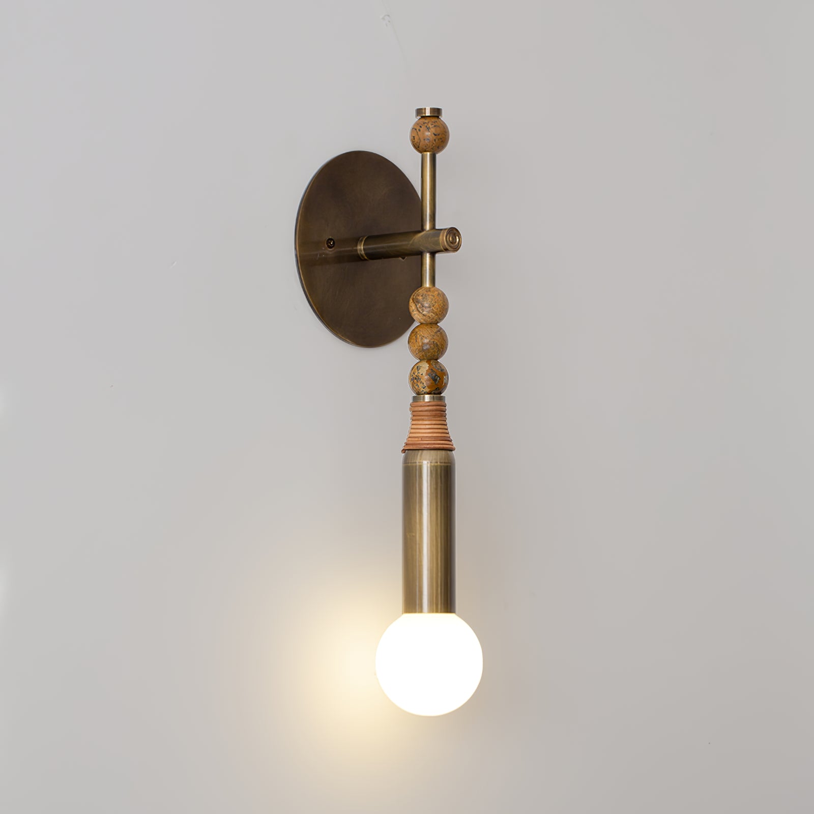 Toam Wall Light - Cueteks
