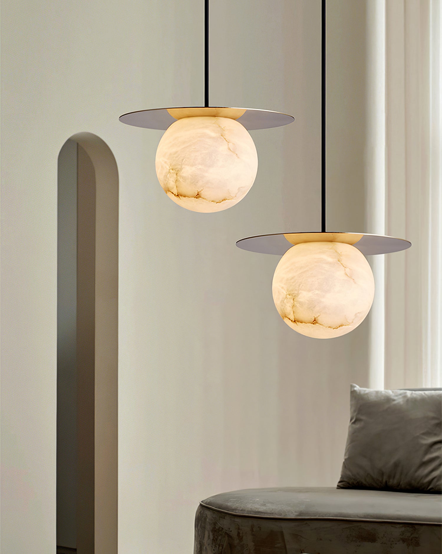 Disc Alabaster Pendant Light - Cueteks