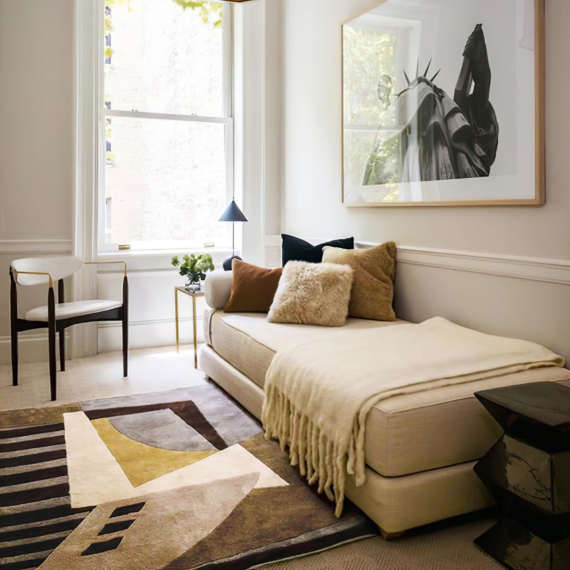 Cleo Orb Base Table Lamp - Cueteks