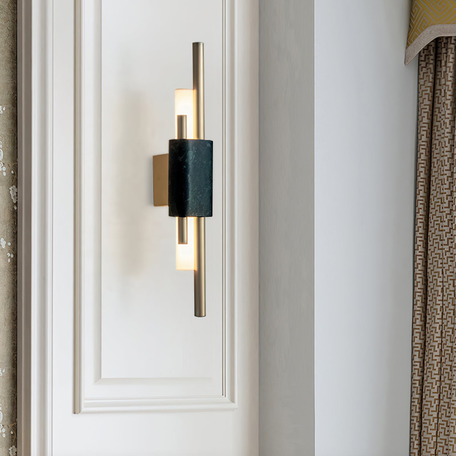Bert Frank Tanto Marble Linear Wall Light - Cueteks