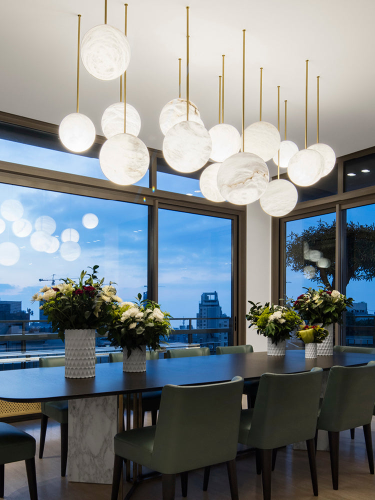 Luxury Multi-Globe Alabaster Pendant Light - Cueteks