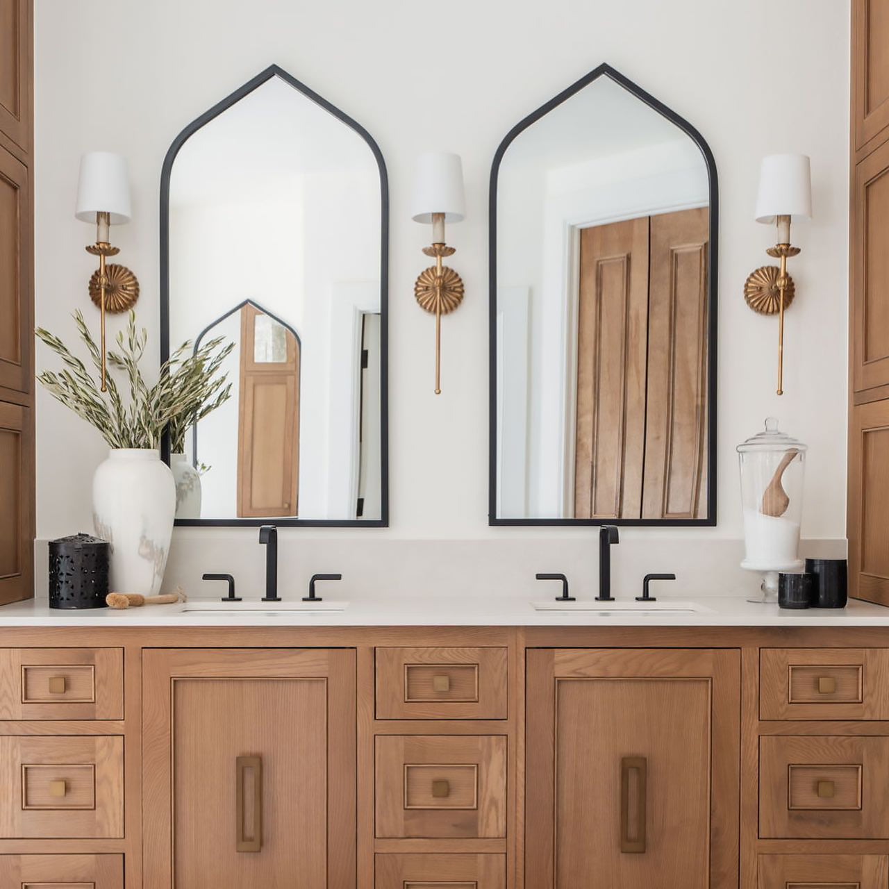 Clove Wall Sconce - Cueteks