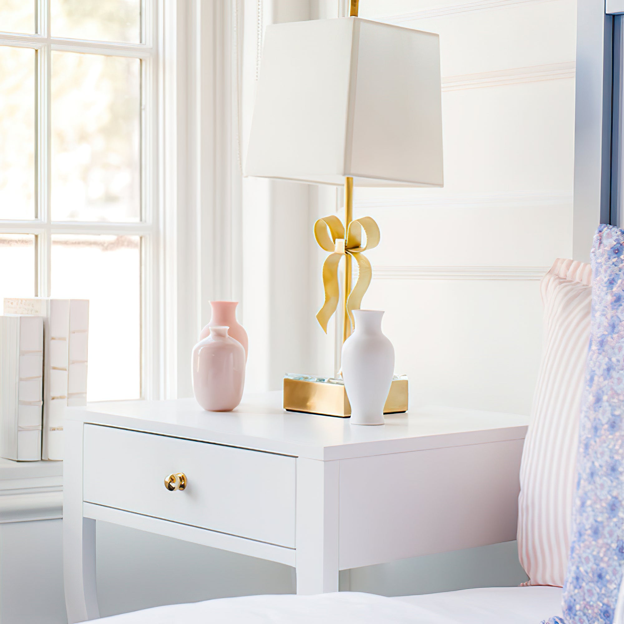 Ellery Butterfly Table Lamp - Cueteks