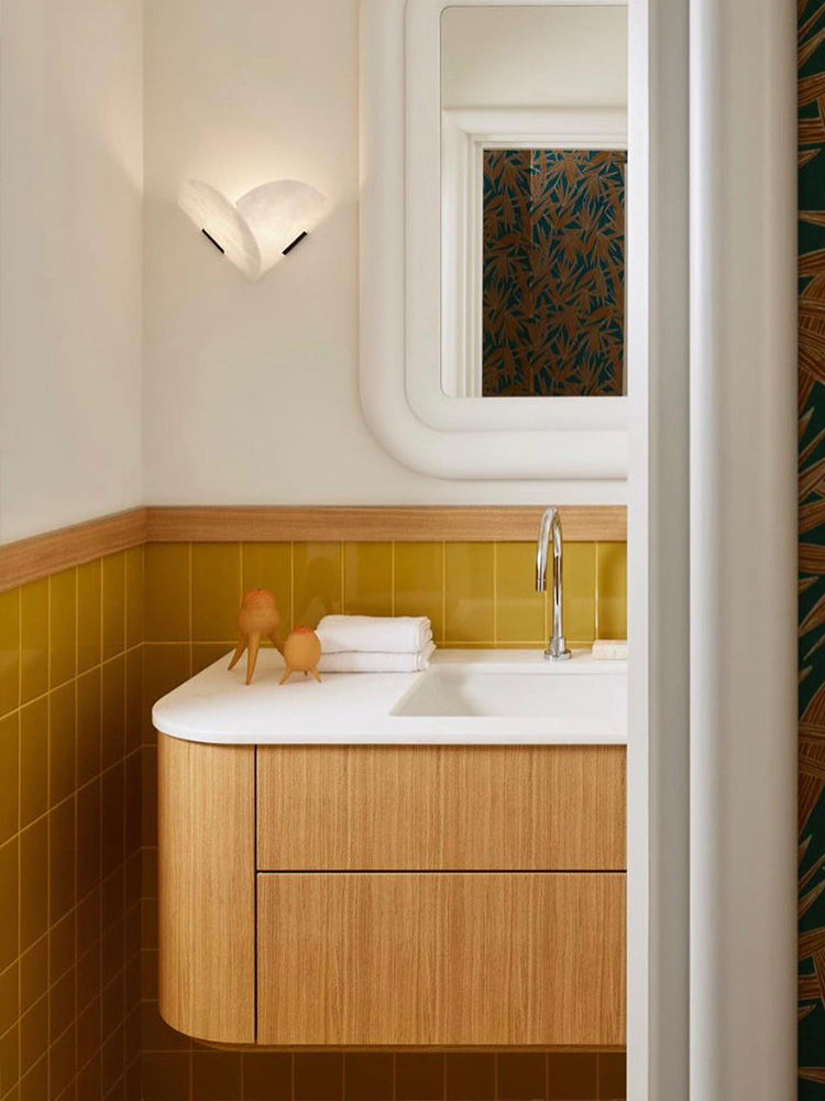 Fan-Shaped Alabaster Wall Light - Cueteks