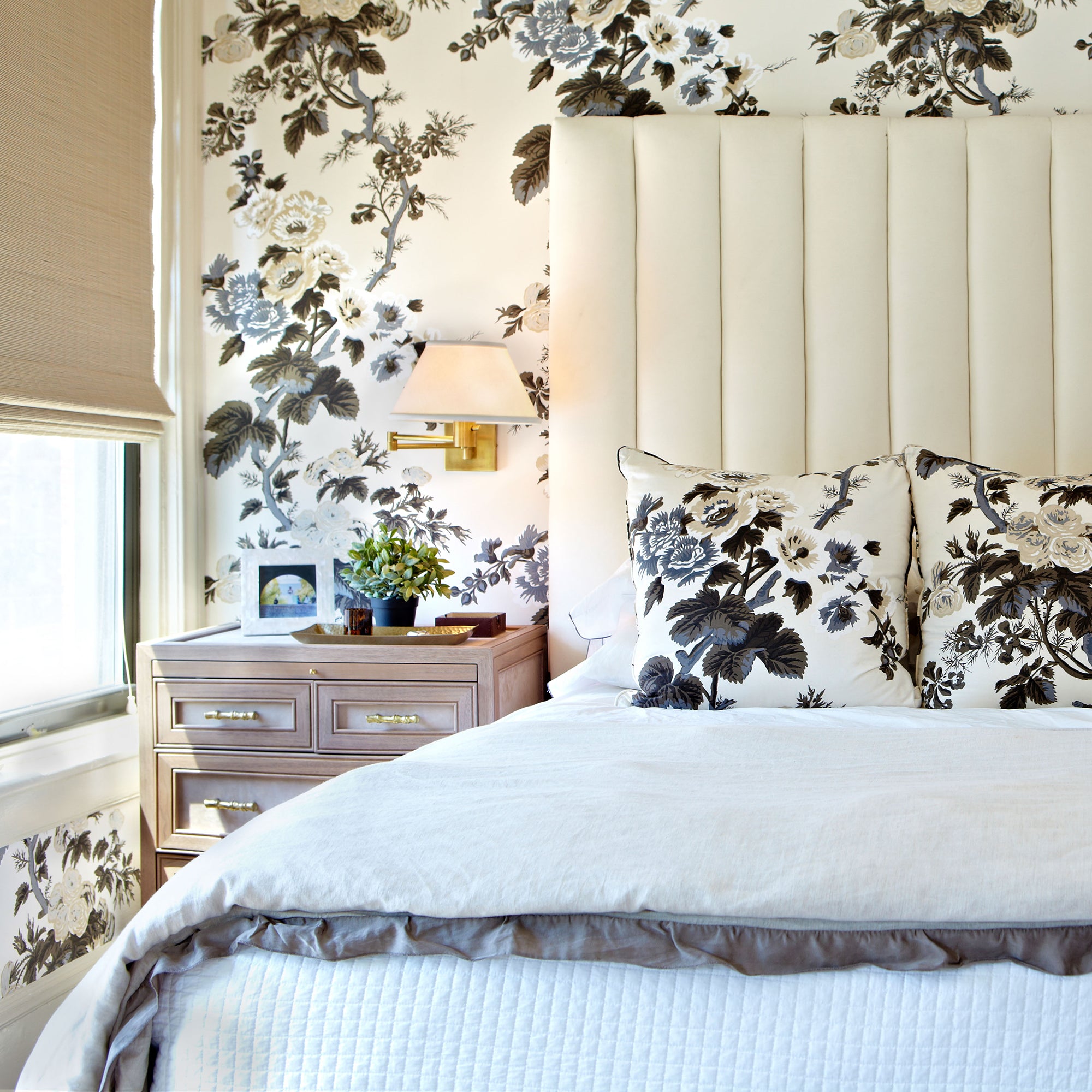 Classic Swing Arm Wall Lamp - Cueteks
