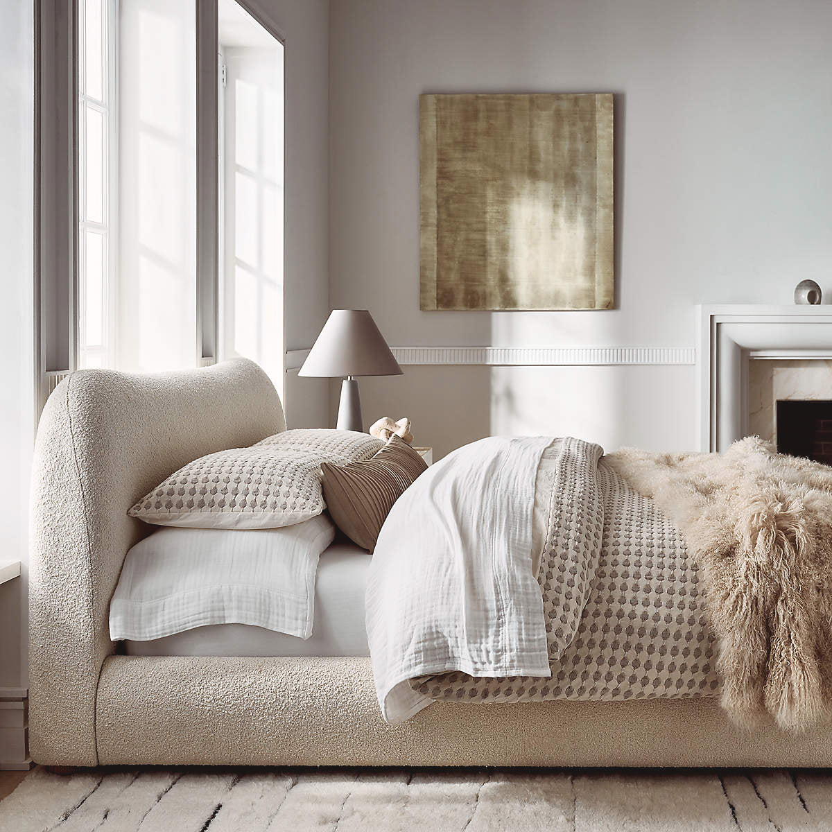 Kara Mann Polar Cement Table Lamp - Cueteks