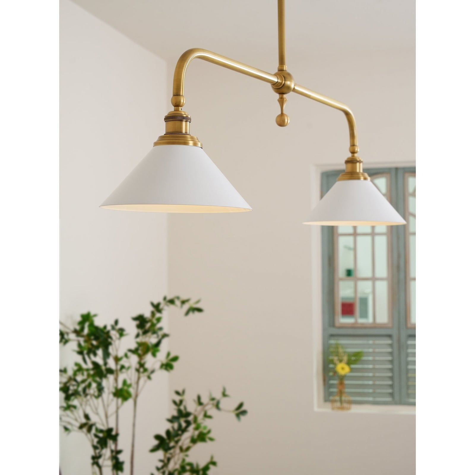 Vintage brass double chandelier - Cueteks