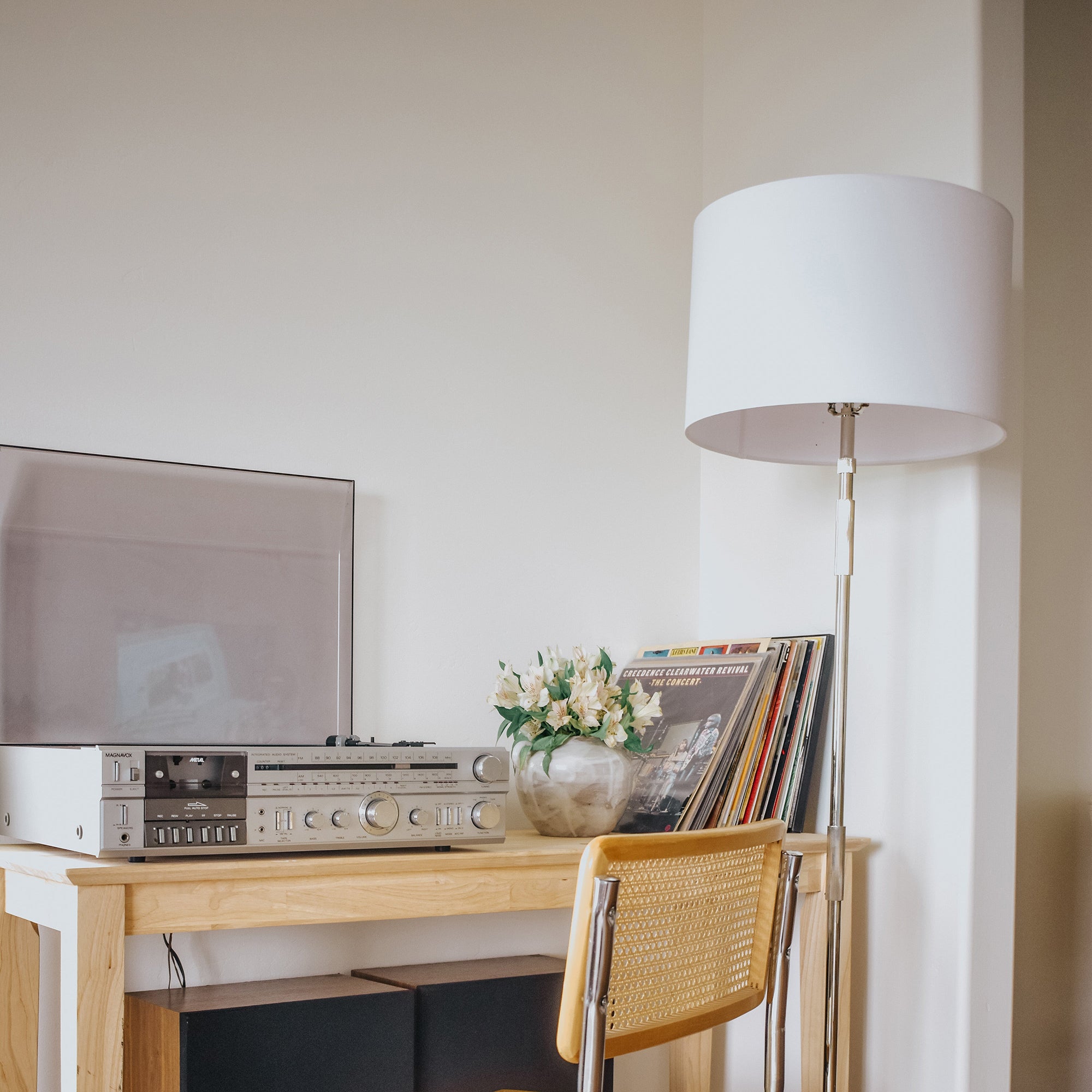 Bowery Floor Lamp - Cueteks