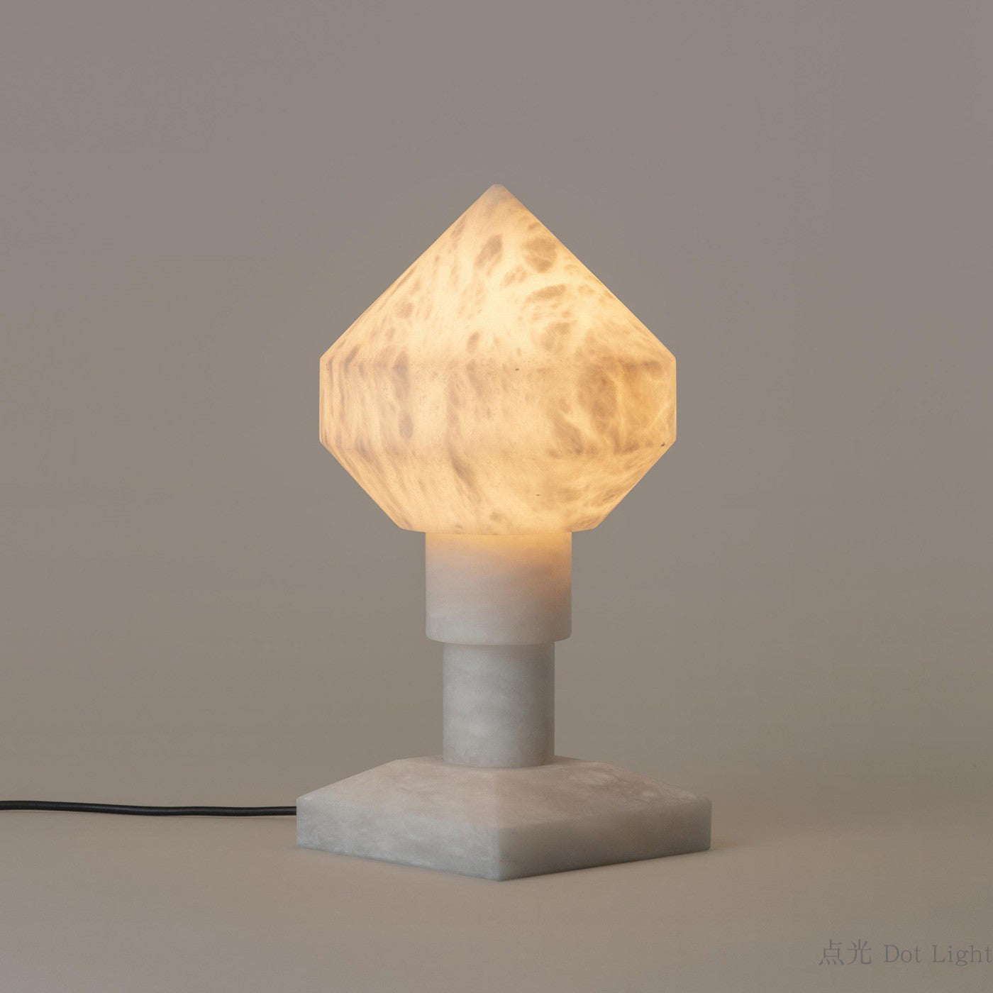 Alabaster Pyramid Table Light - Cueteks