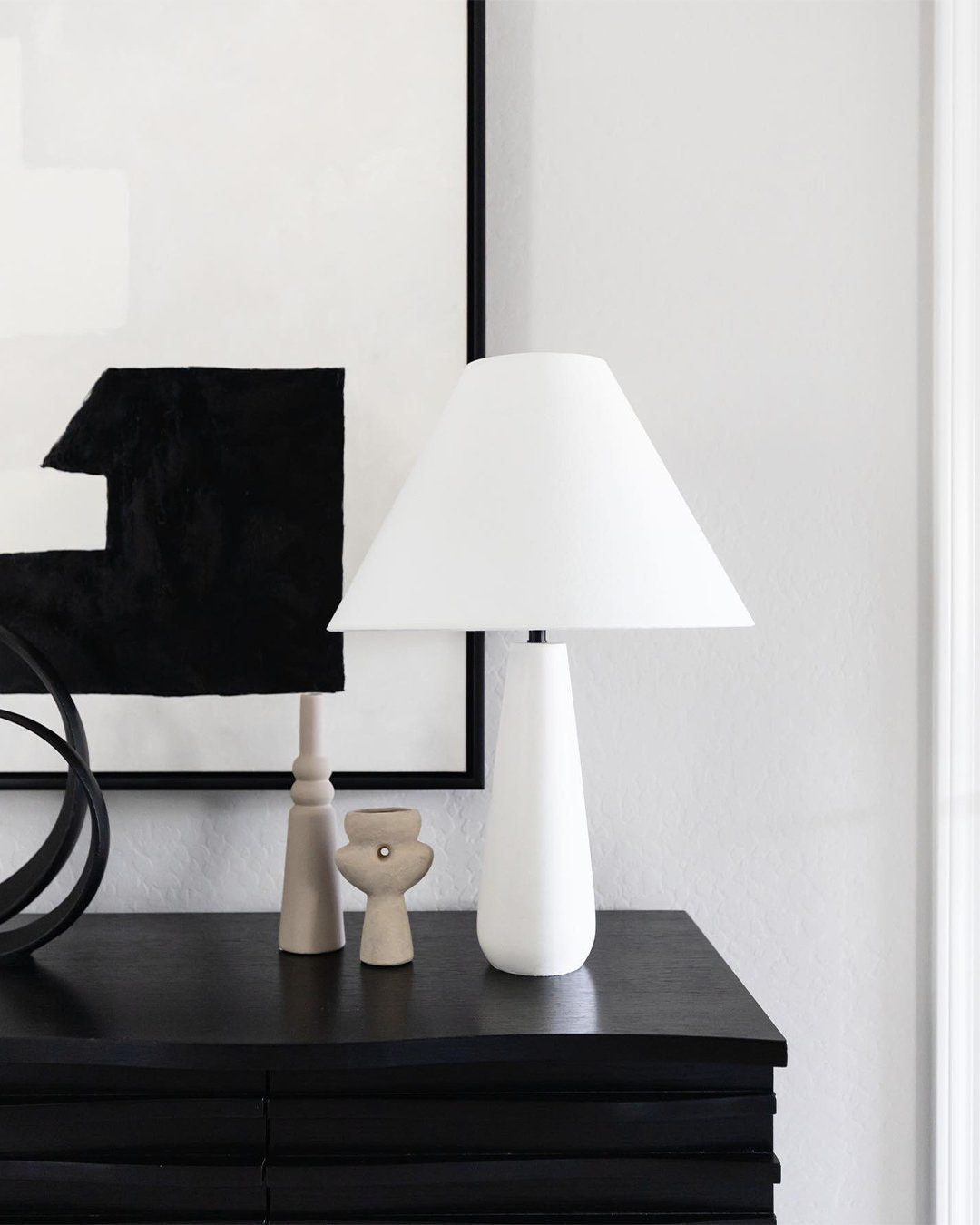 Kara Mann Polar Cement Table Lamp - Cueteks