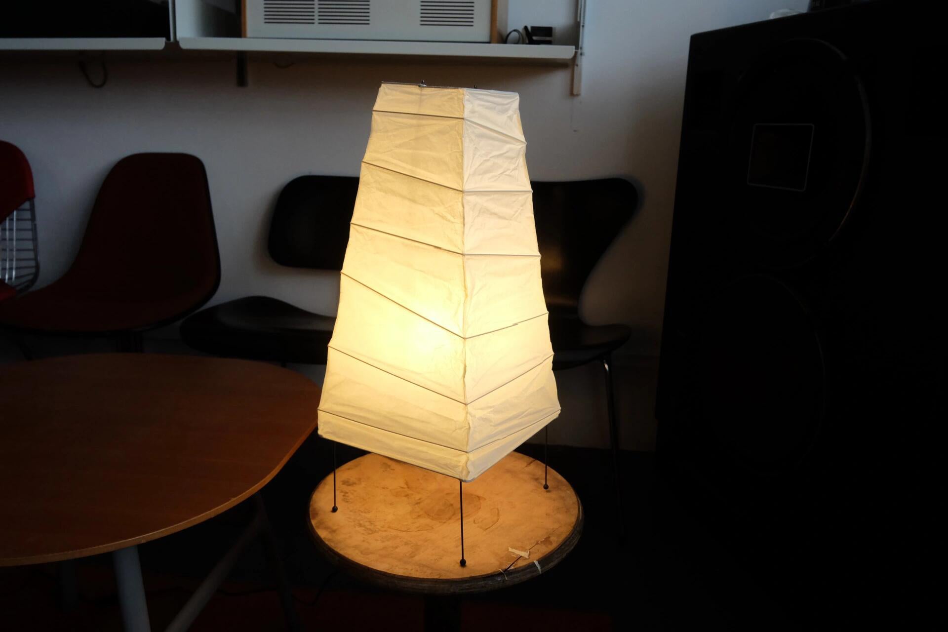 Akari 4N Table Lamp - Cueteks