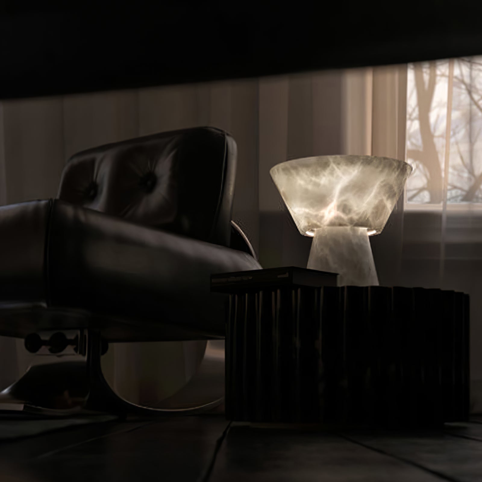 Conical Alabaster Table Lamp - Cueteks