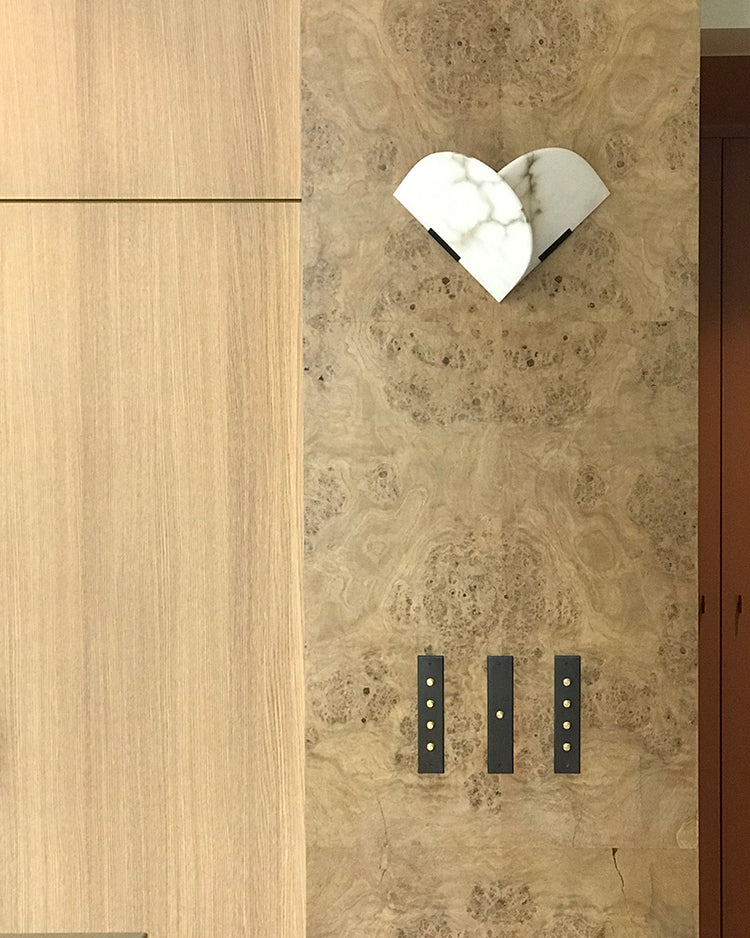 Fan-Shaped Alabaster Wall Light - Cueteks