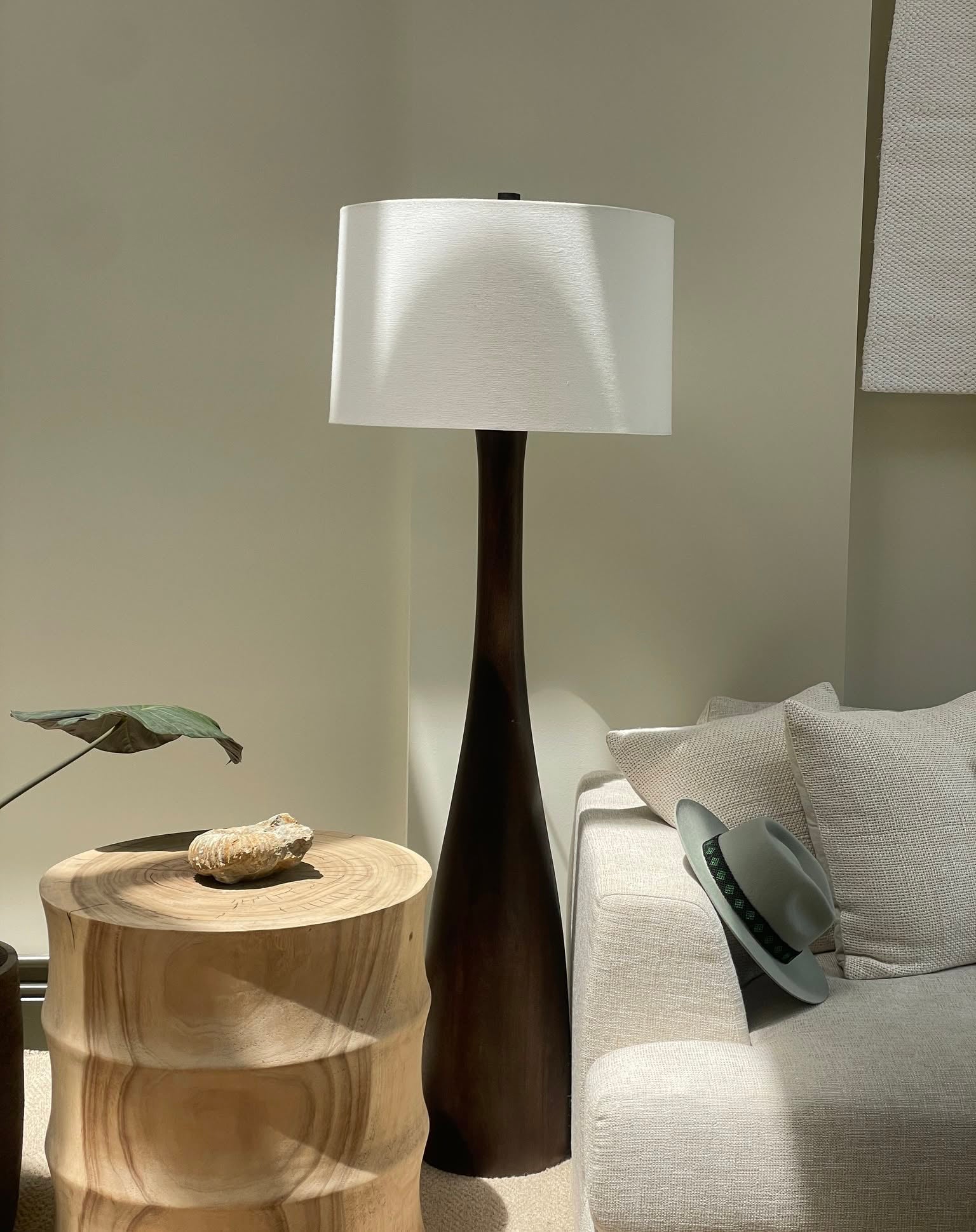 Truxton Solid Wood Floor Lamp - Cueteks