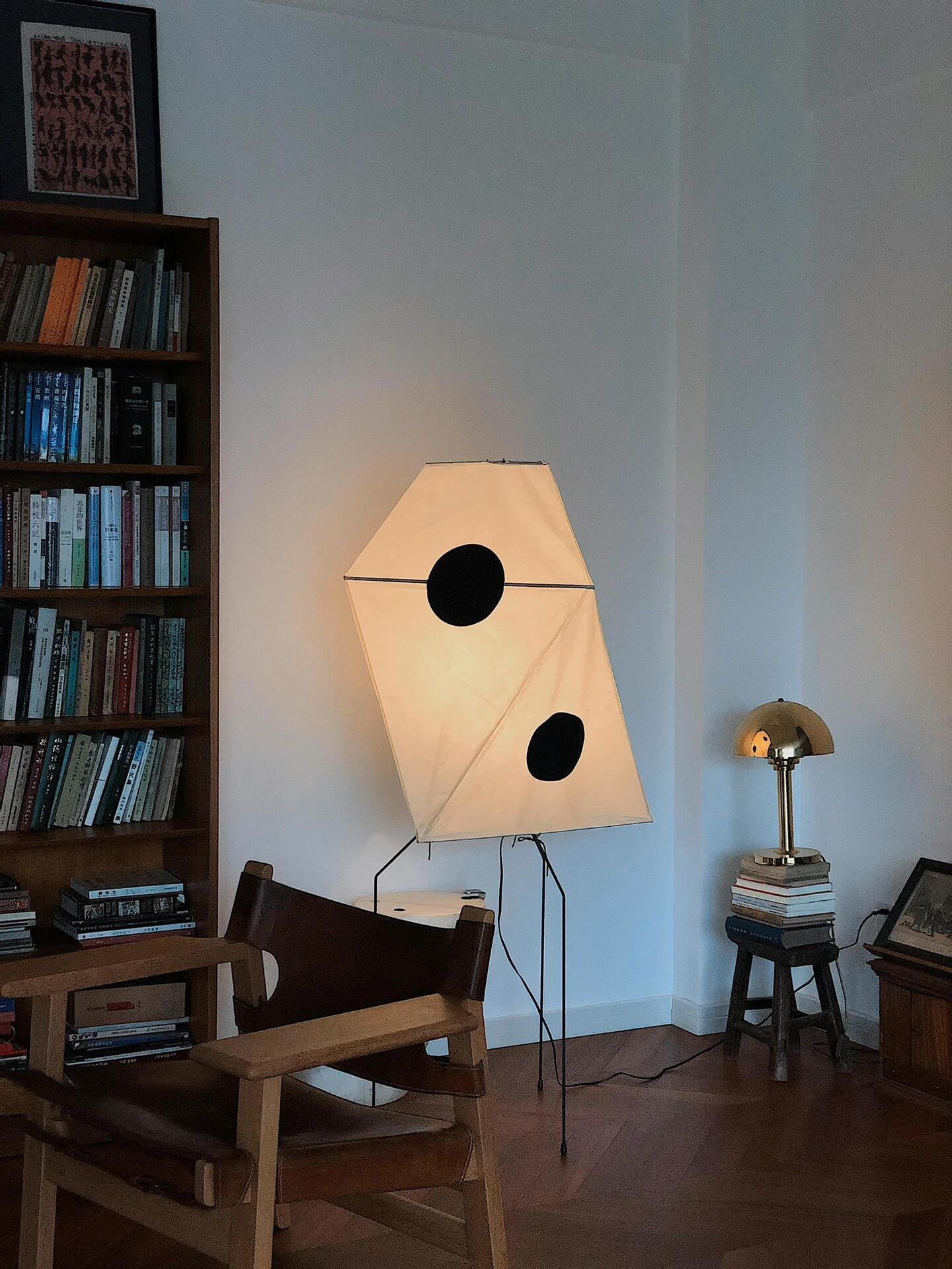 Akari UF3-Q Floor Lamp - Cueteks