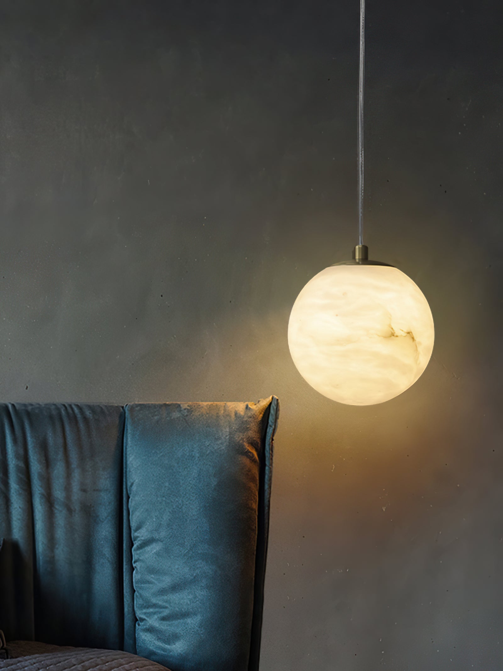 Amber Alabaster Globe Pendant Light - Cueteks