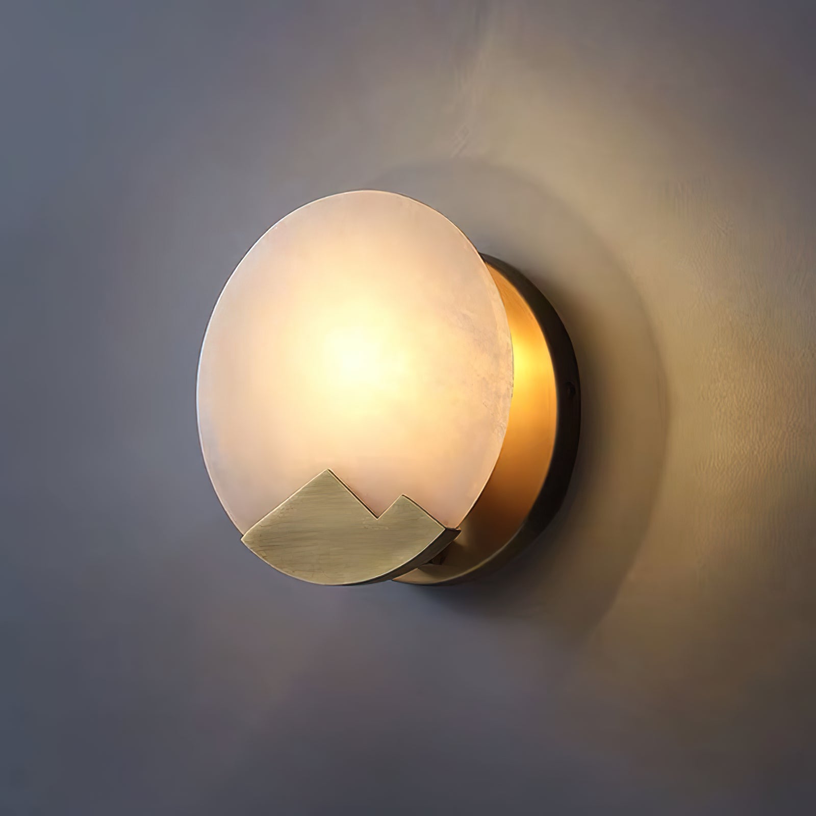 Brass and Alabaster Round Wall Light - Cueteks