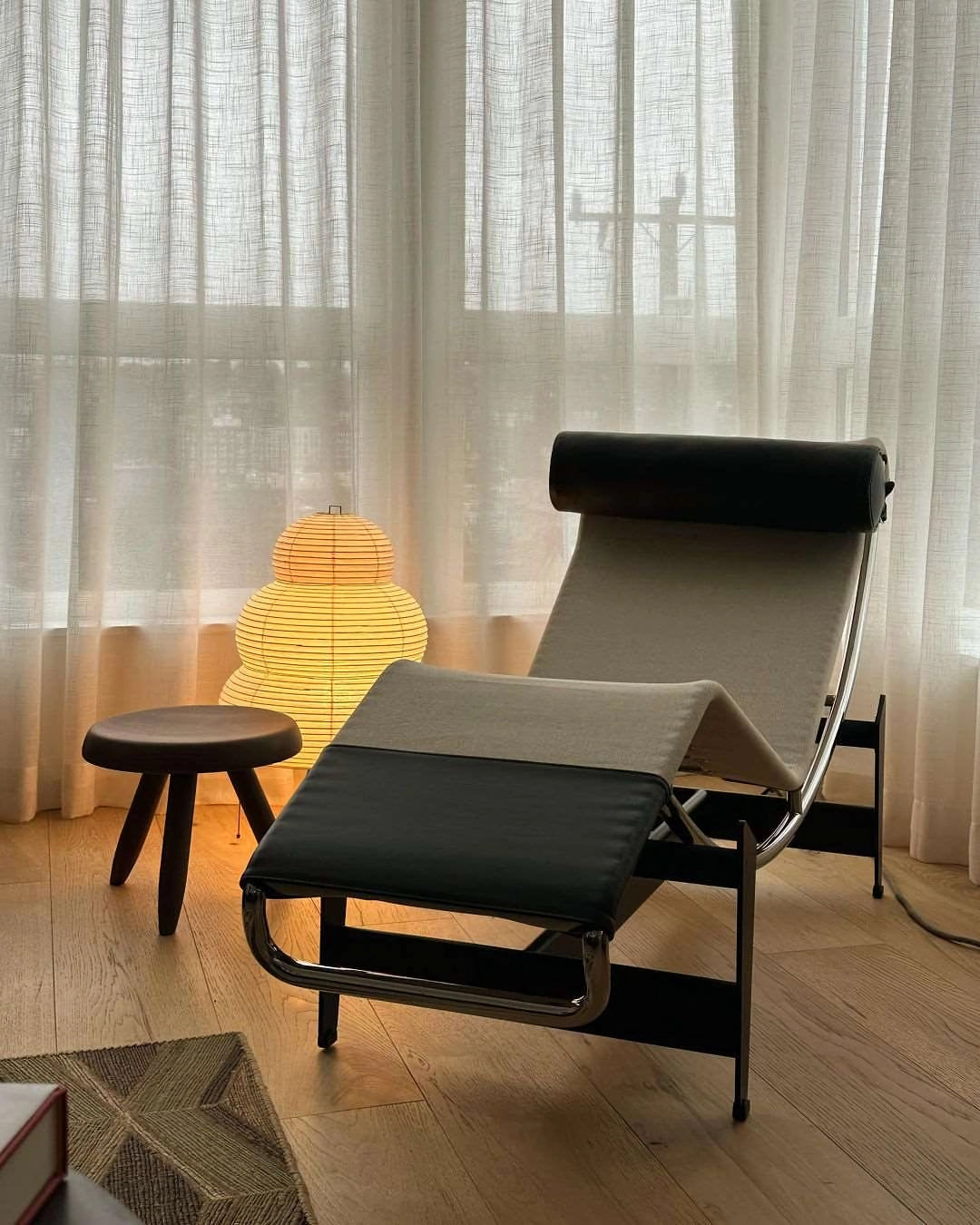 Akari 25N Table Lamp - Cueteks