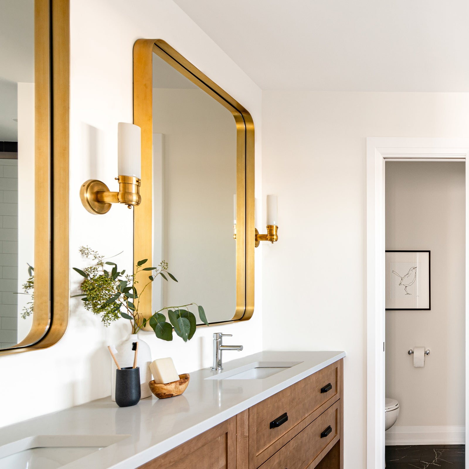 Graydon Single Wall Light - Cueteks