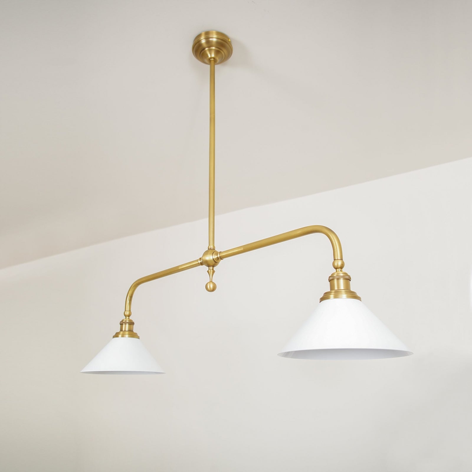 Vintage brass double chandelier - Cueteks