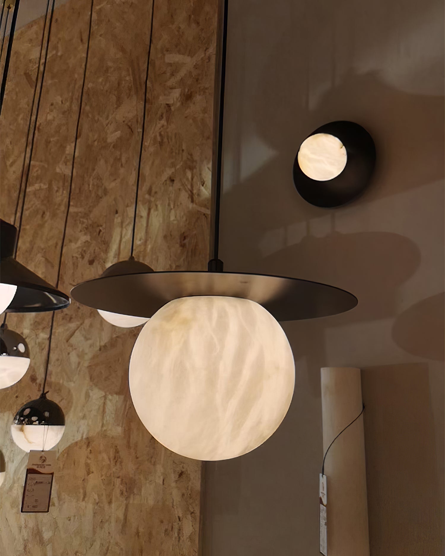 Disc Alabaster Pendant Light - Cueteks
