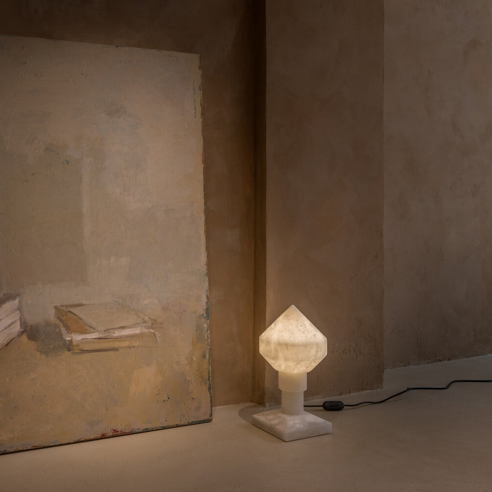 Alabaster Pyramid Table Light - Cueteks