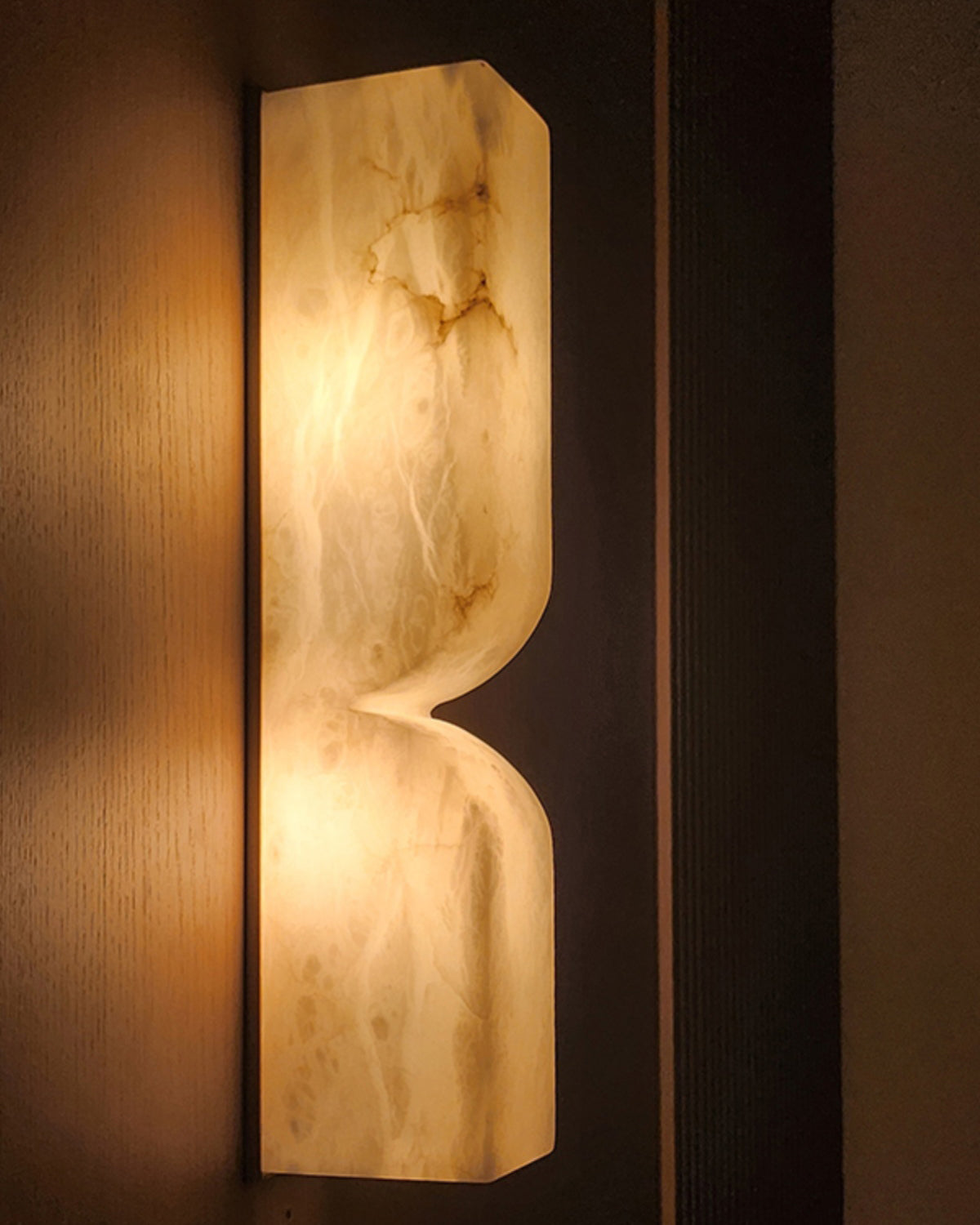 Double Curve Alabaster Wall Light - Cueteks