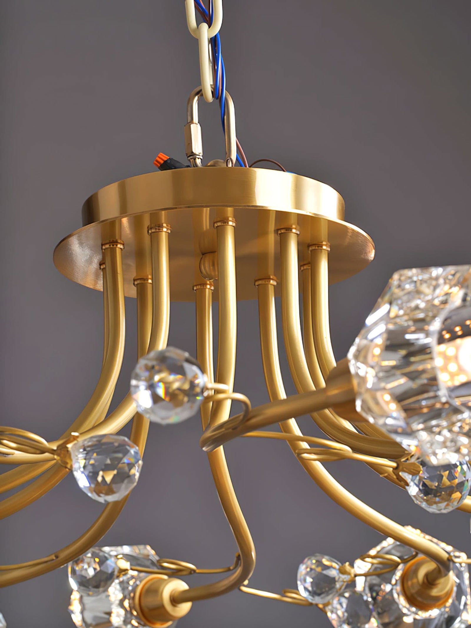 8-head flower ceiling lamp - Cueteks