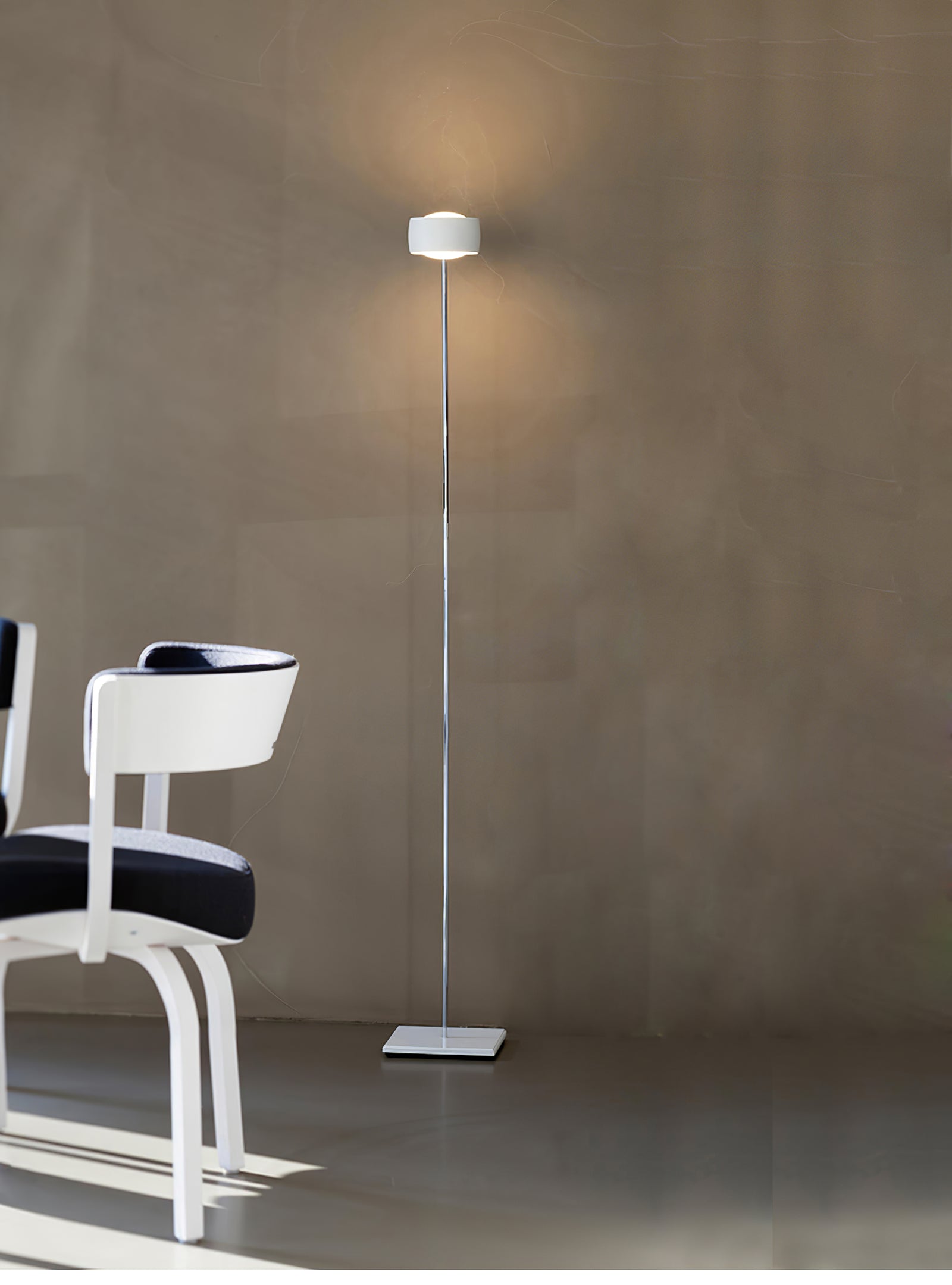 Elegant Thin Pole Floor Lamp - Cueteks