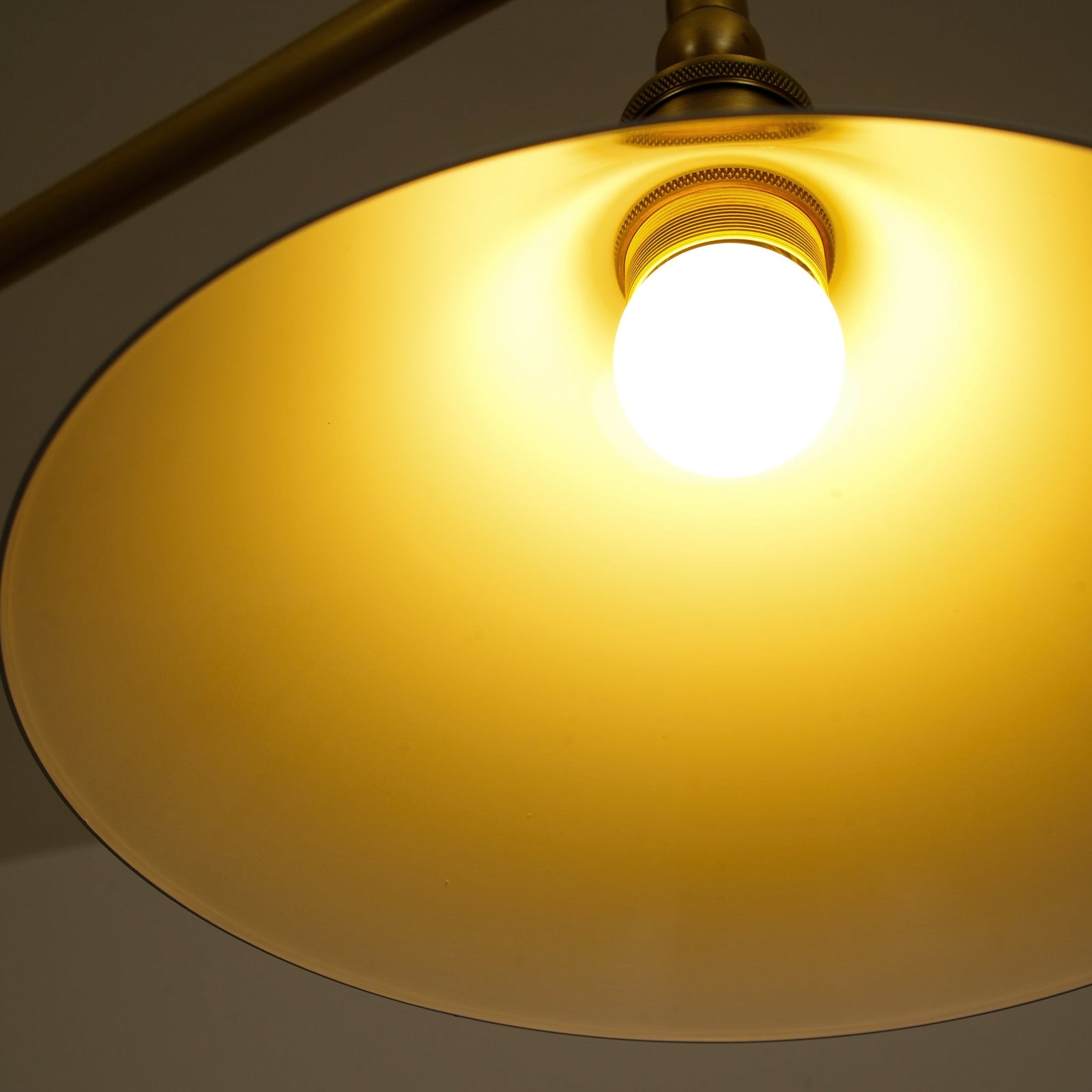 Vintage brass double chandelier - Cueteks