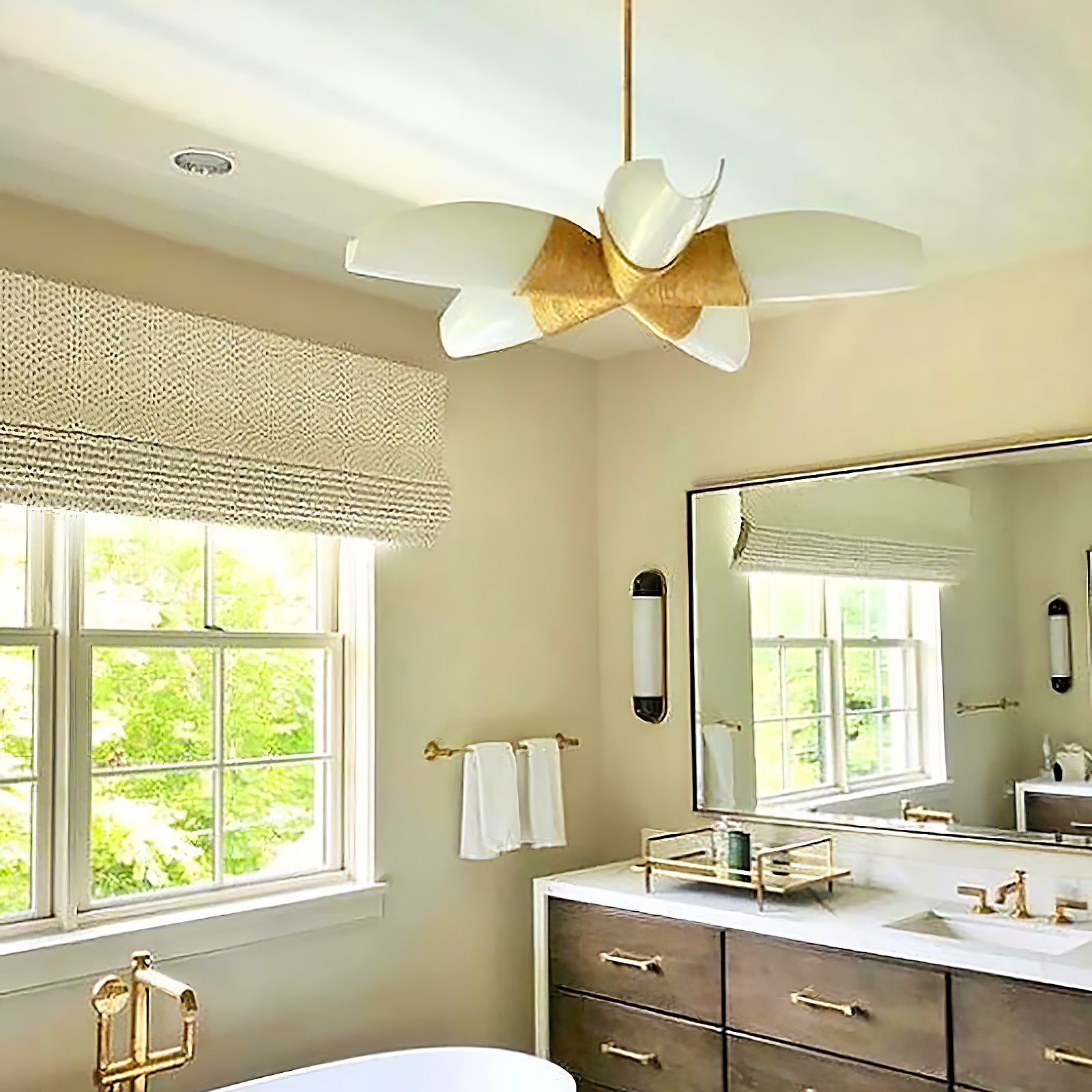 Utopia Five Arm Chandelier - Cueteks