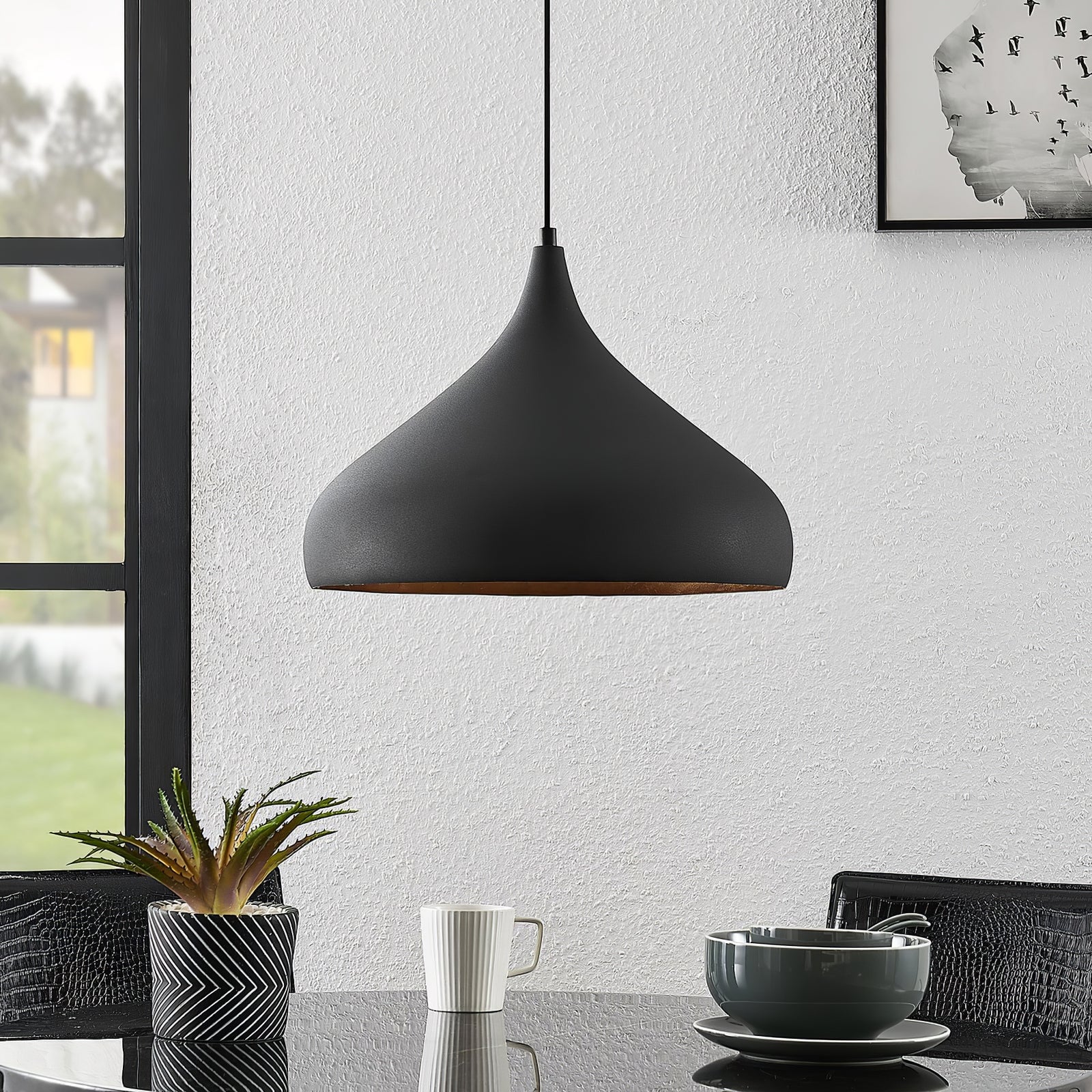 Modern Black and Gold Teardrop Pendant Lamp - Cueteks