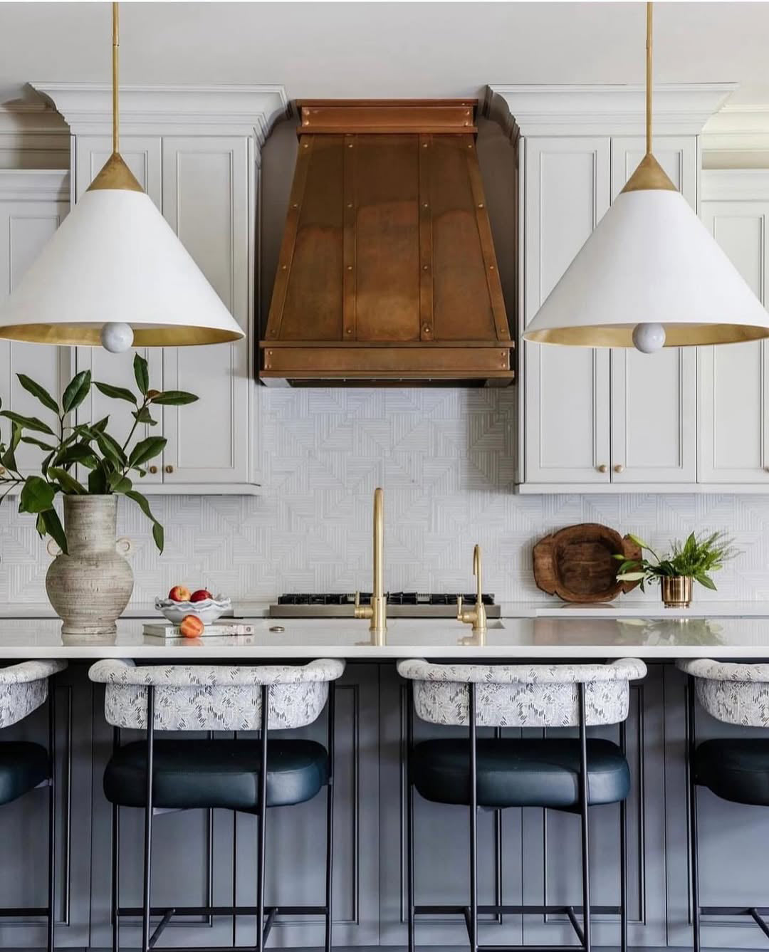 Kelly Wearstler Cleo Pendant Lamp - Cueteks