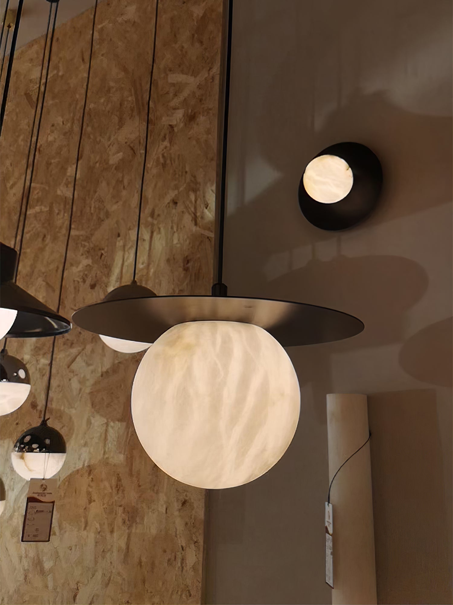 Disc Alabaster Pendant Light - Cueteks