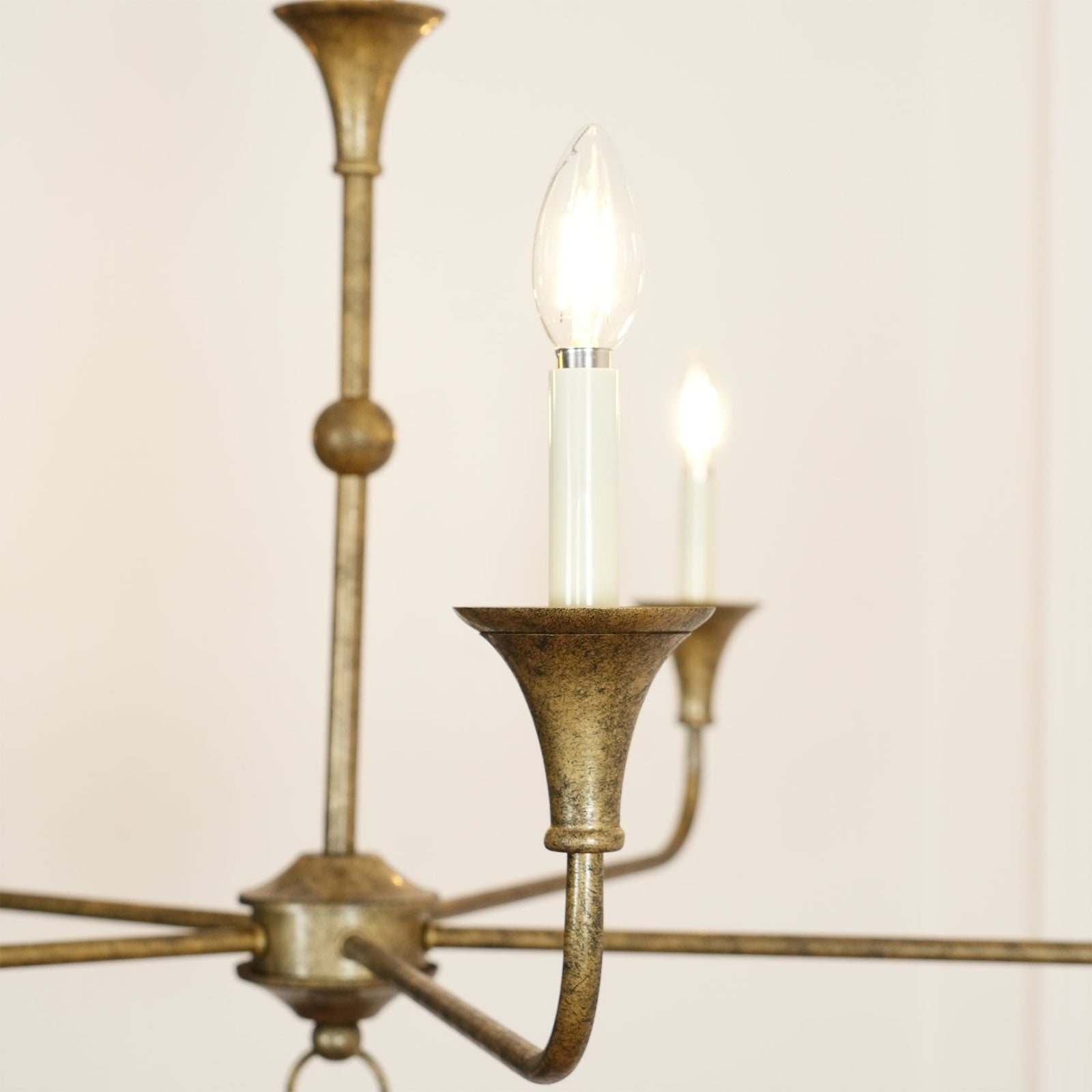 Rustic Vintage Cecil Chandelier - Cueteks